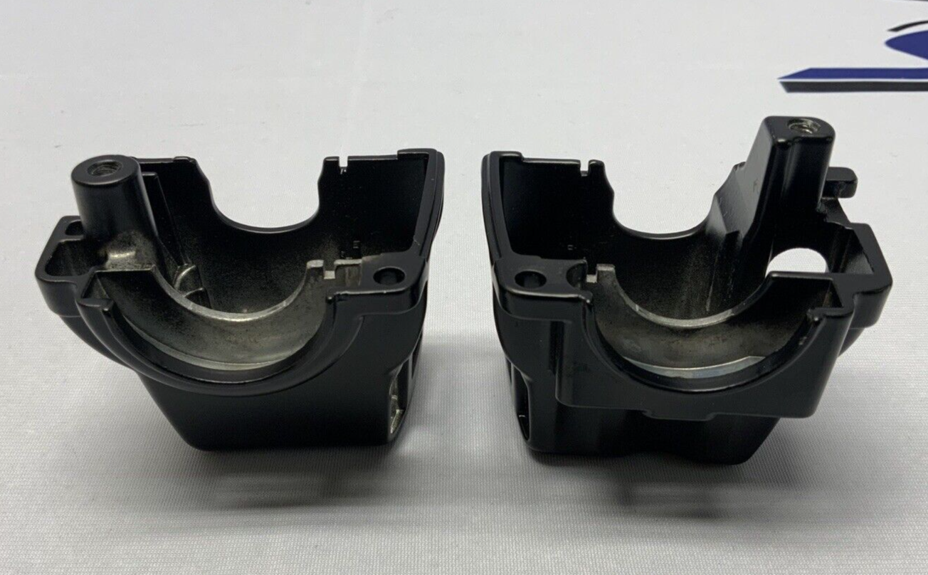 Harley Davidson Switch Housing Ultra Classic 2003 OEM 71567-96