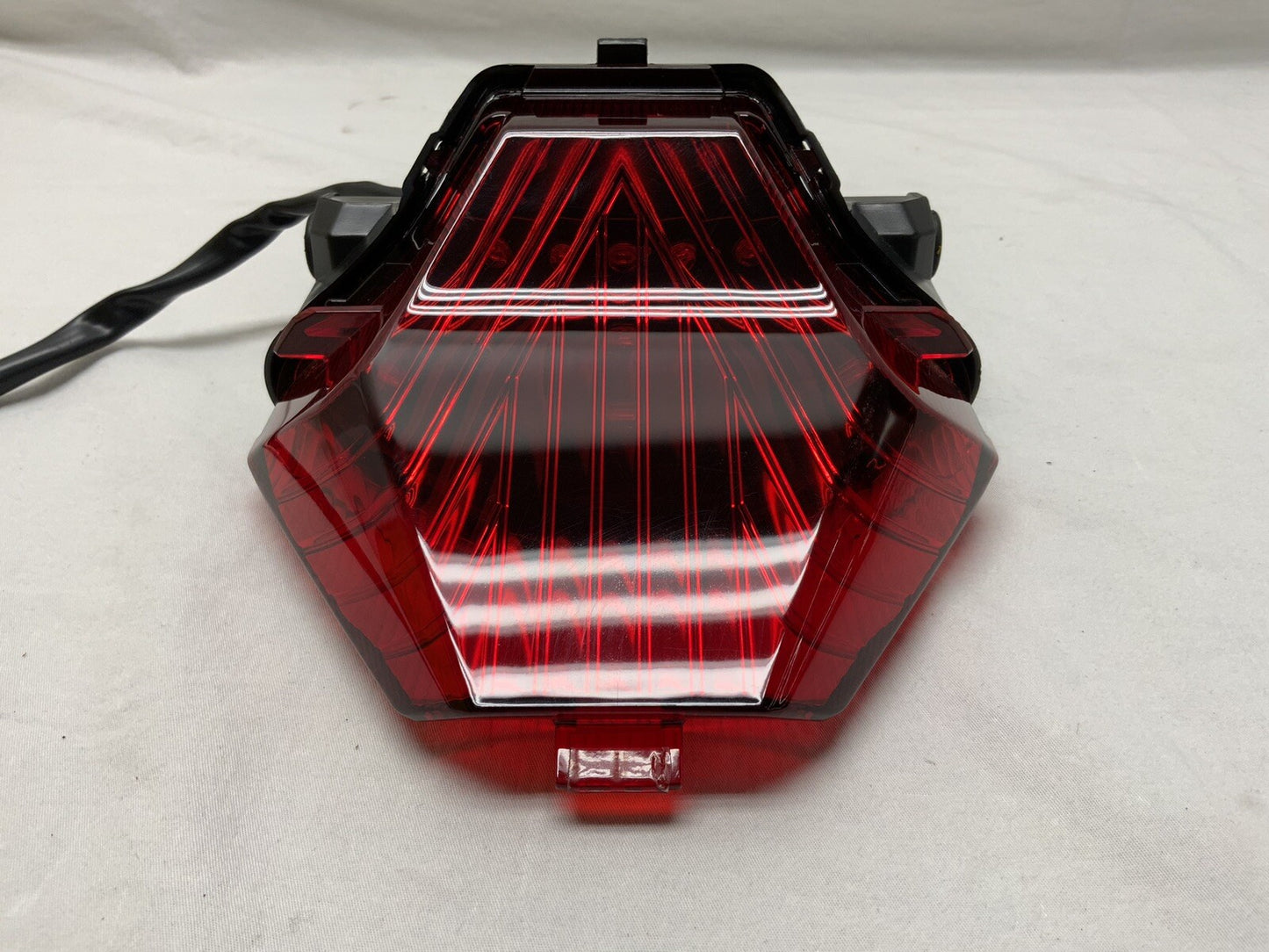 Yamaha Taillight Assembly YZF R3 2015-2024, MT-03 2020-2024 OEM 1WD-H4710-02-00