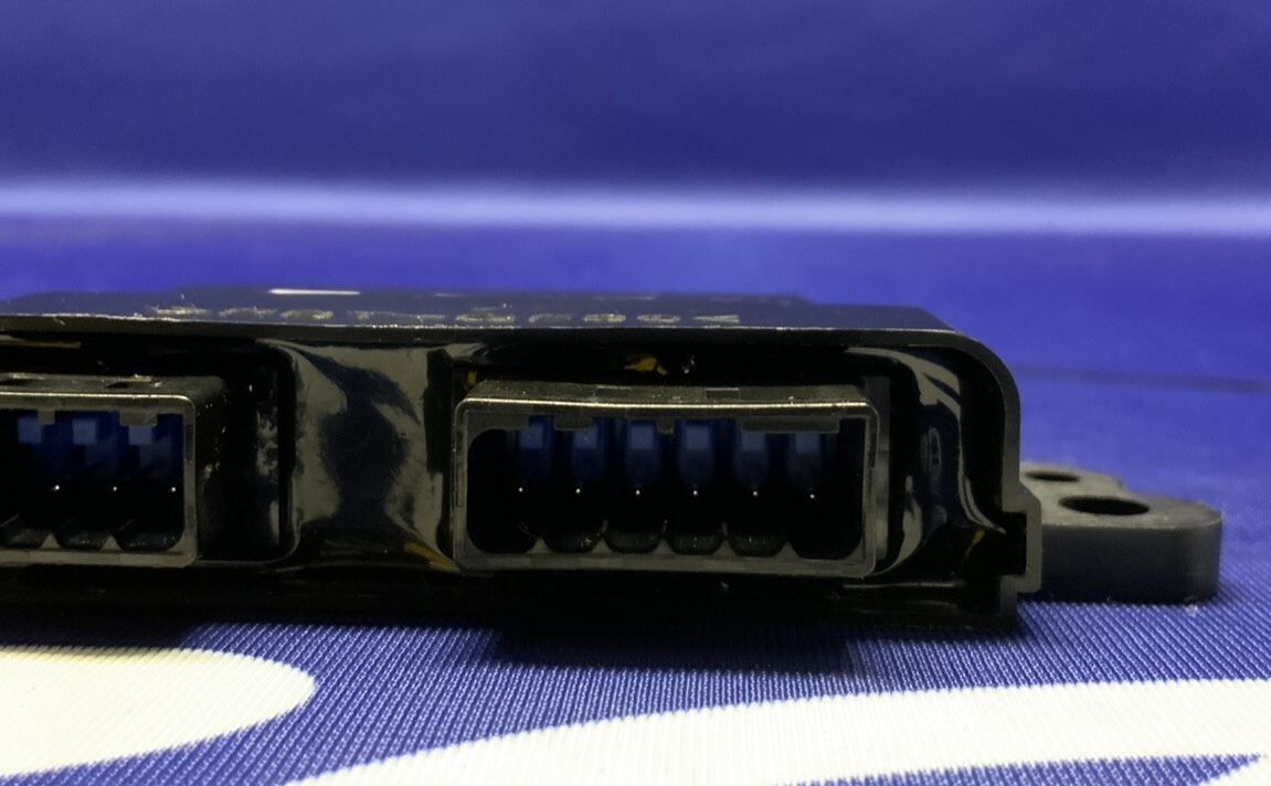 Yamaha Headlight Control Unit (LCU) YZF-R6 2017-2020 OEM 2PP-85490-00-00