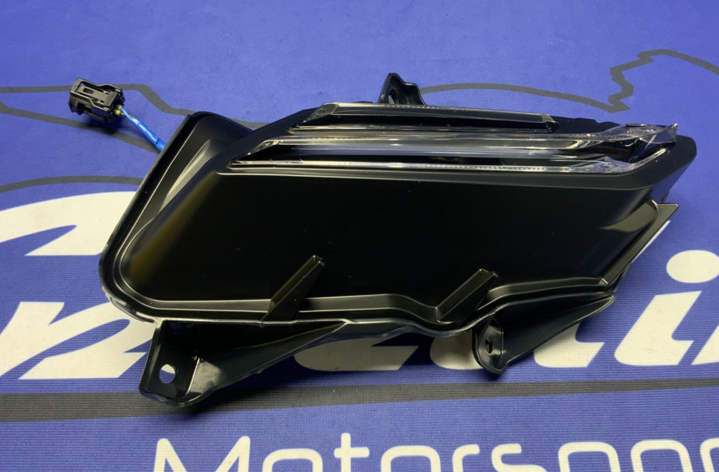 Yamaha Left Pilot Light YZF-R9 2025 OEM BKN-84301-00-00