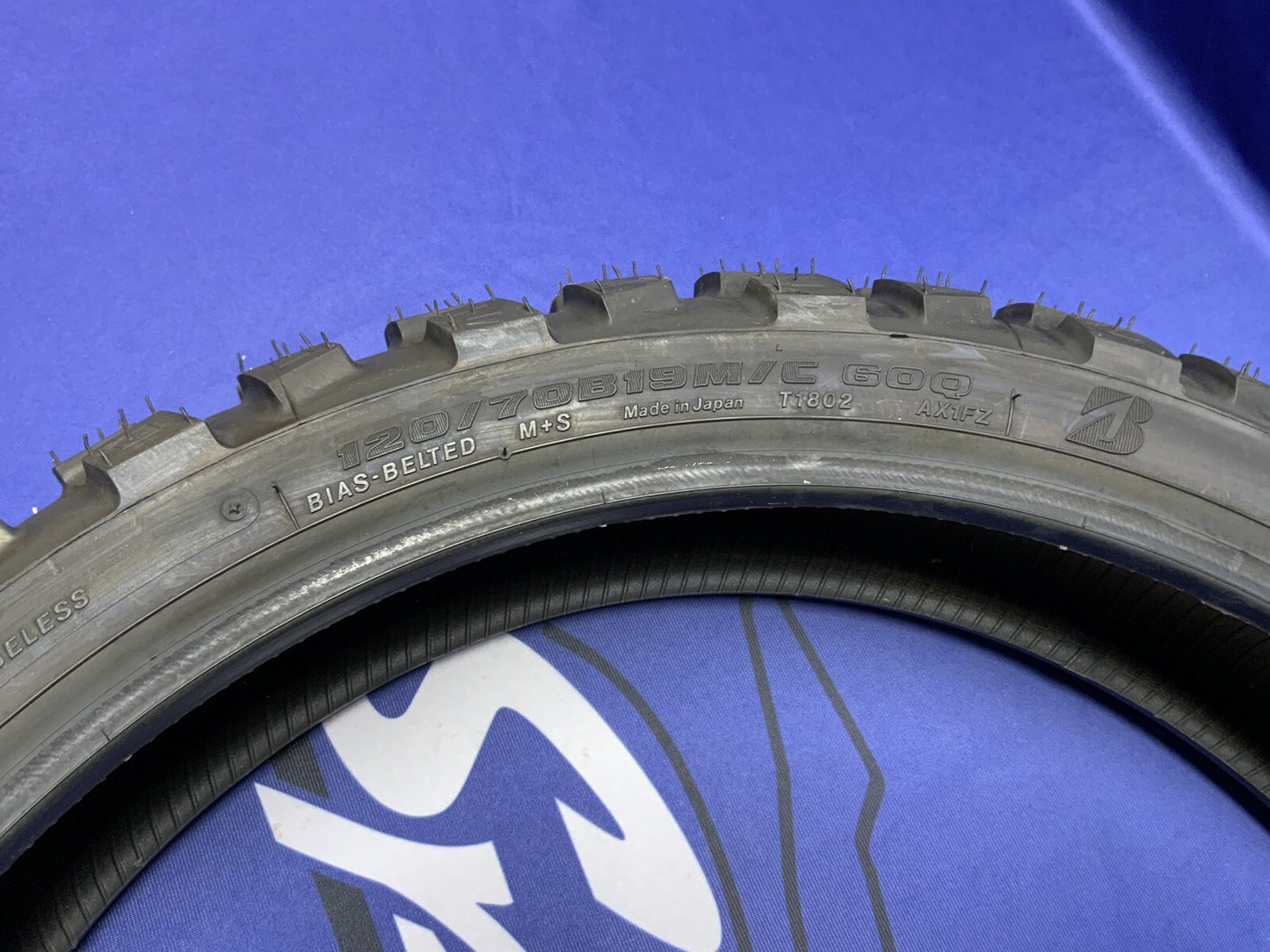 120/70-B19 Bridgestone Battlax Adventurecross AX41 Front Tire 40/60