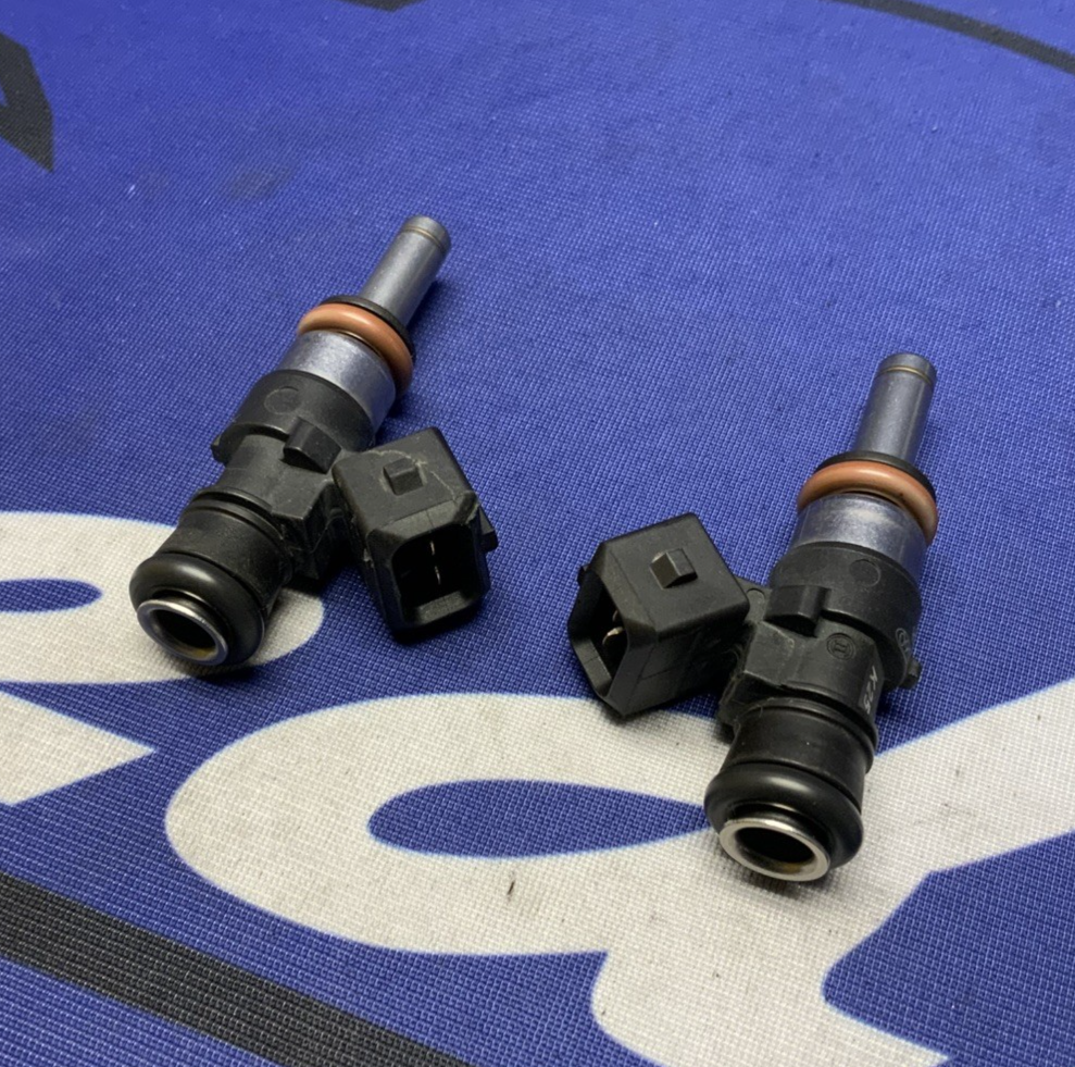 BMW Injector Set R1200GS 2004-2018 OEM 13617672335