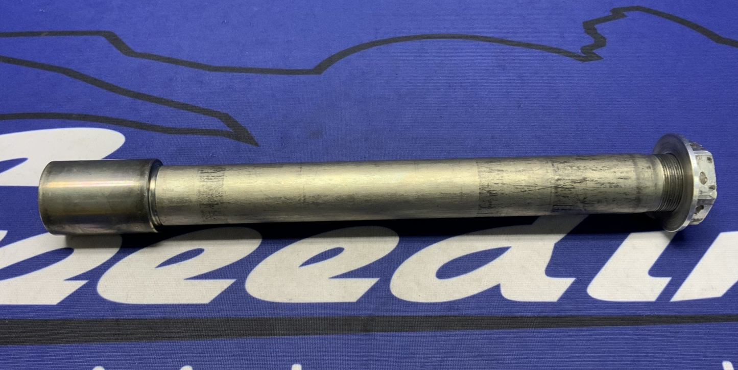 Yamaha Front Wheel Axle YZF-R6 2017-2024 OEM 2CR-25181-00-00