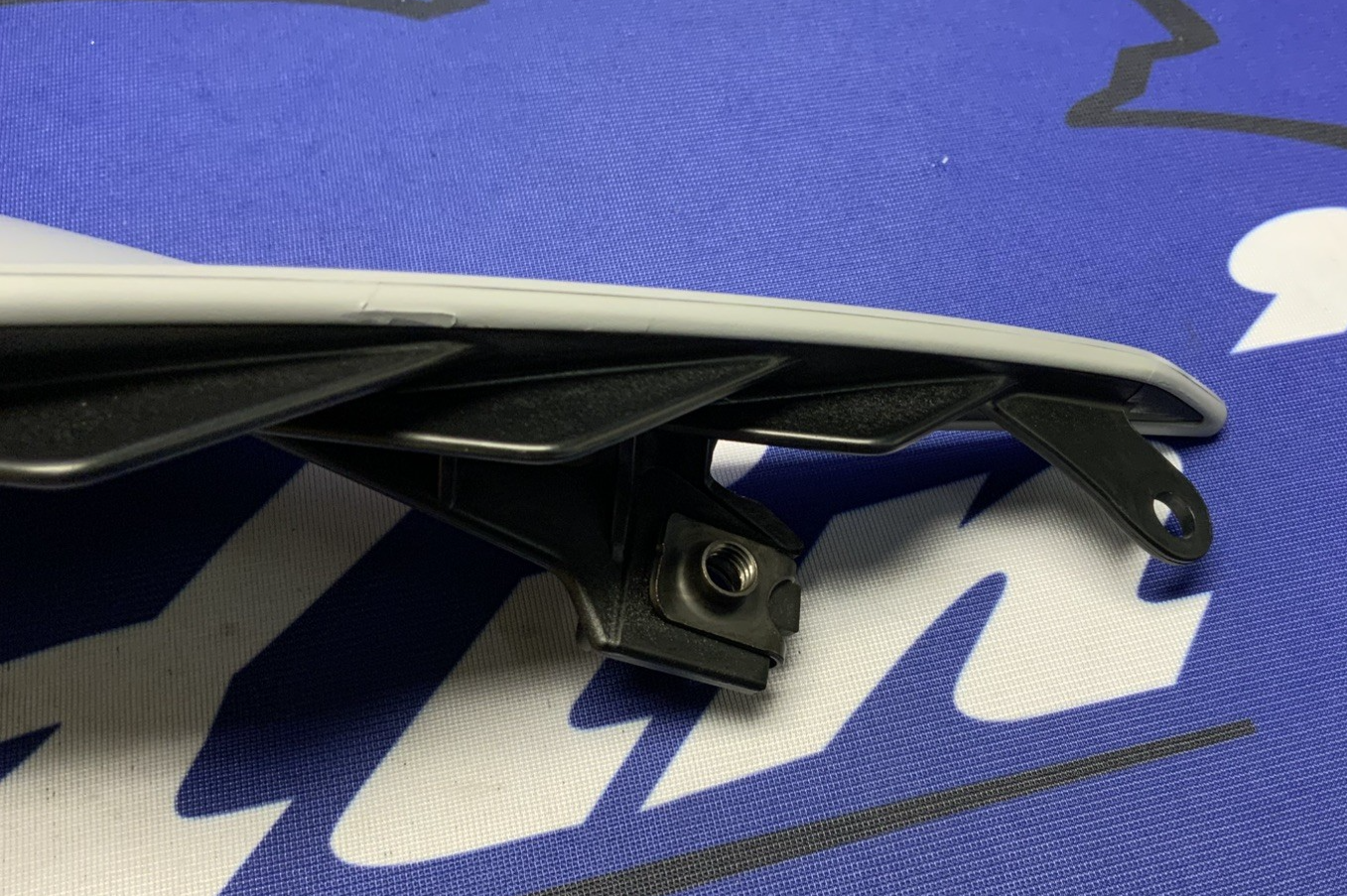Yamaha Right Tail Fairing (Gray & Blue) YZF-R6 2017-2024 OEM BN6-W2172-50-P5