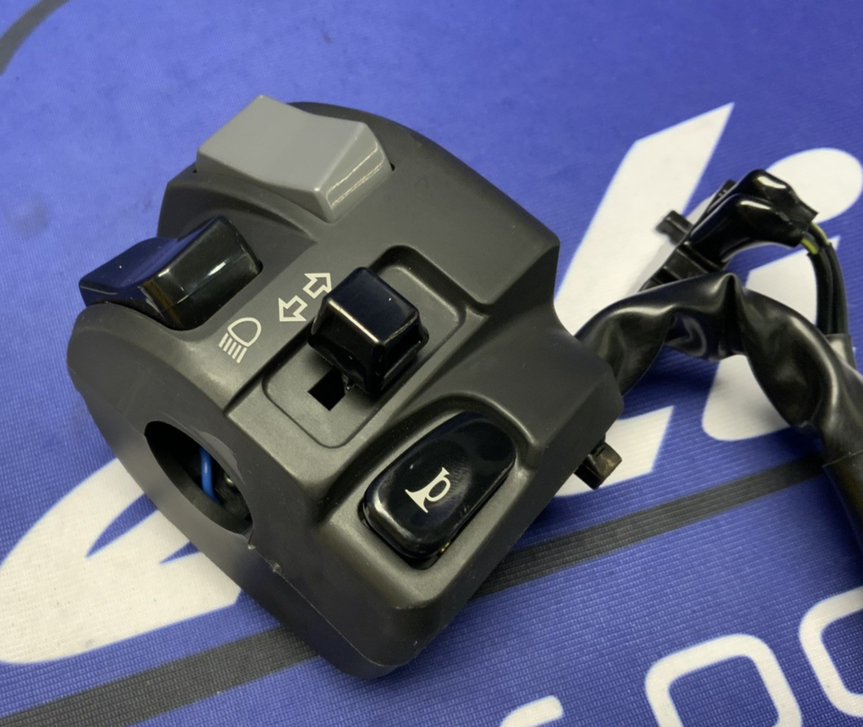 Yamaha Left Switch Assembly W/ Switch YZF-R6 2017-20 OEM BN6-83969-00-00