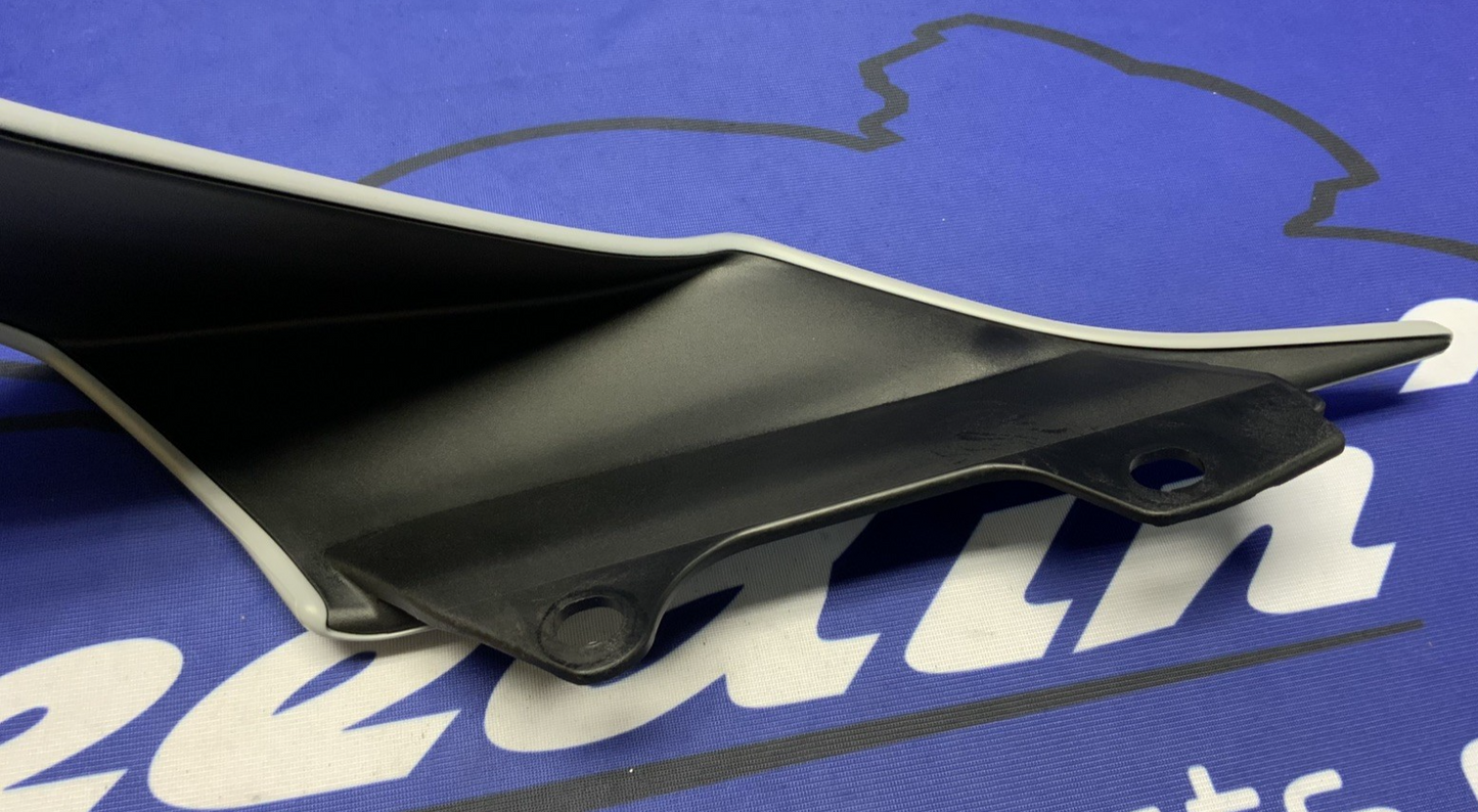 Yamaha Left Tail Fairing (Gray & Blue) YZF-R6 2017-2024 OEM BN6-W2171-50-P5