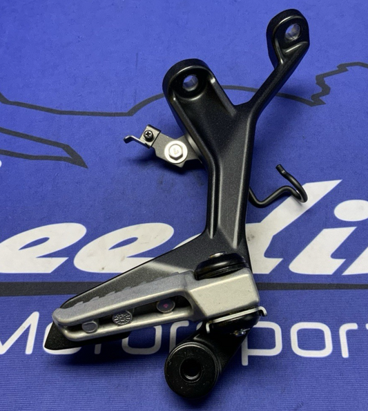 Kawasaki Right Passenger Footrest Ninja 500 2024-2026 OEM 35063-1410