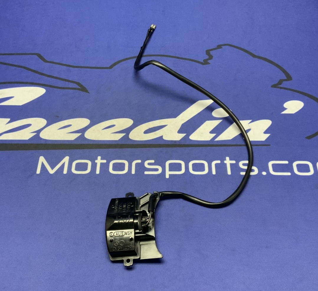 Yamaha License Plate light YZF-R6 2009-2024 OEM 5VX-84745-01-00