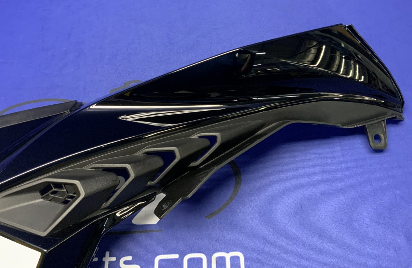 Kawasaki Right Tank Fairing (KRT) ZX-4R/RR 2023-2025 OEM 14093-0963-H8