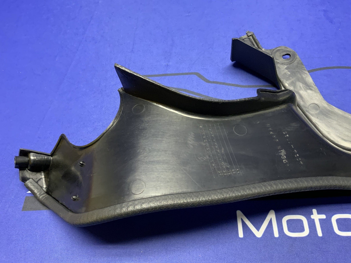 Kawasaki Right Upper Cowling GPZ1000RX 1986-1987 OEM 14024-1125