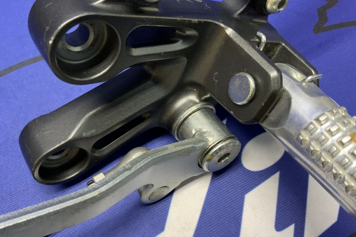 Yamaha Left Rear Set Assembly YZF-R7 2022-2025 OEM BEB-27442-00-00
