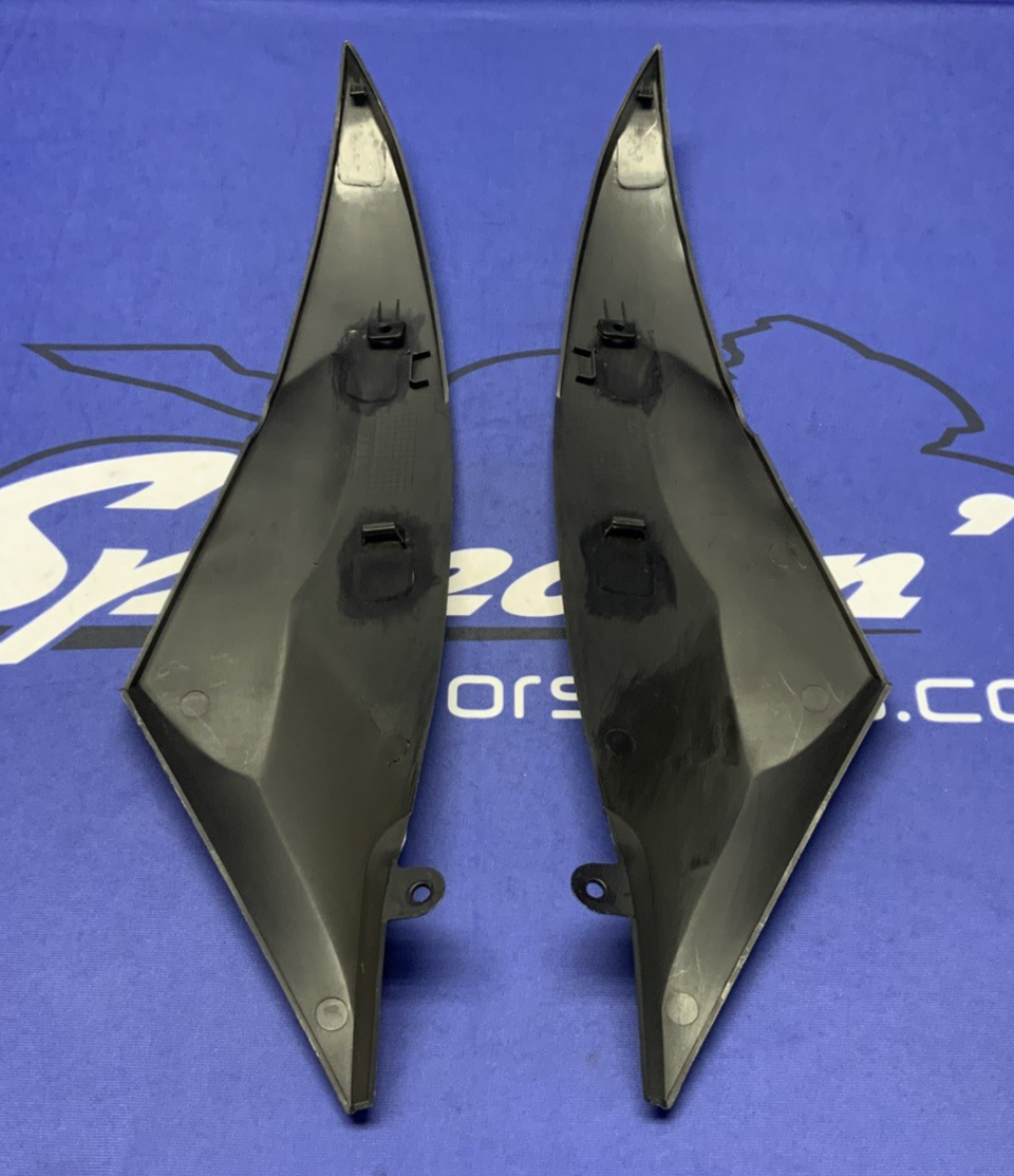 ZXMT Tank Trim Set W/ Stomp Grip Tank Grips YZF-R6 2006-2007 XM23-068