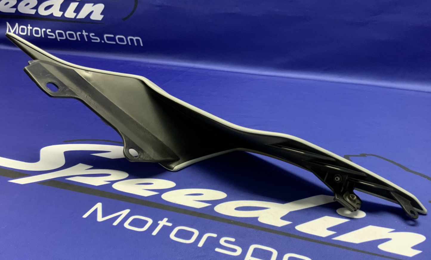 Yamaha Right Tail Fairing (Gray & Blue) YZF-R6 2017-2024 OEM BN6-W2172-50-P5
