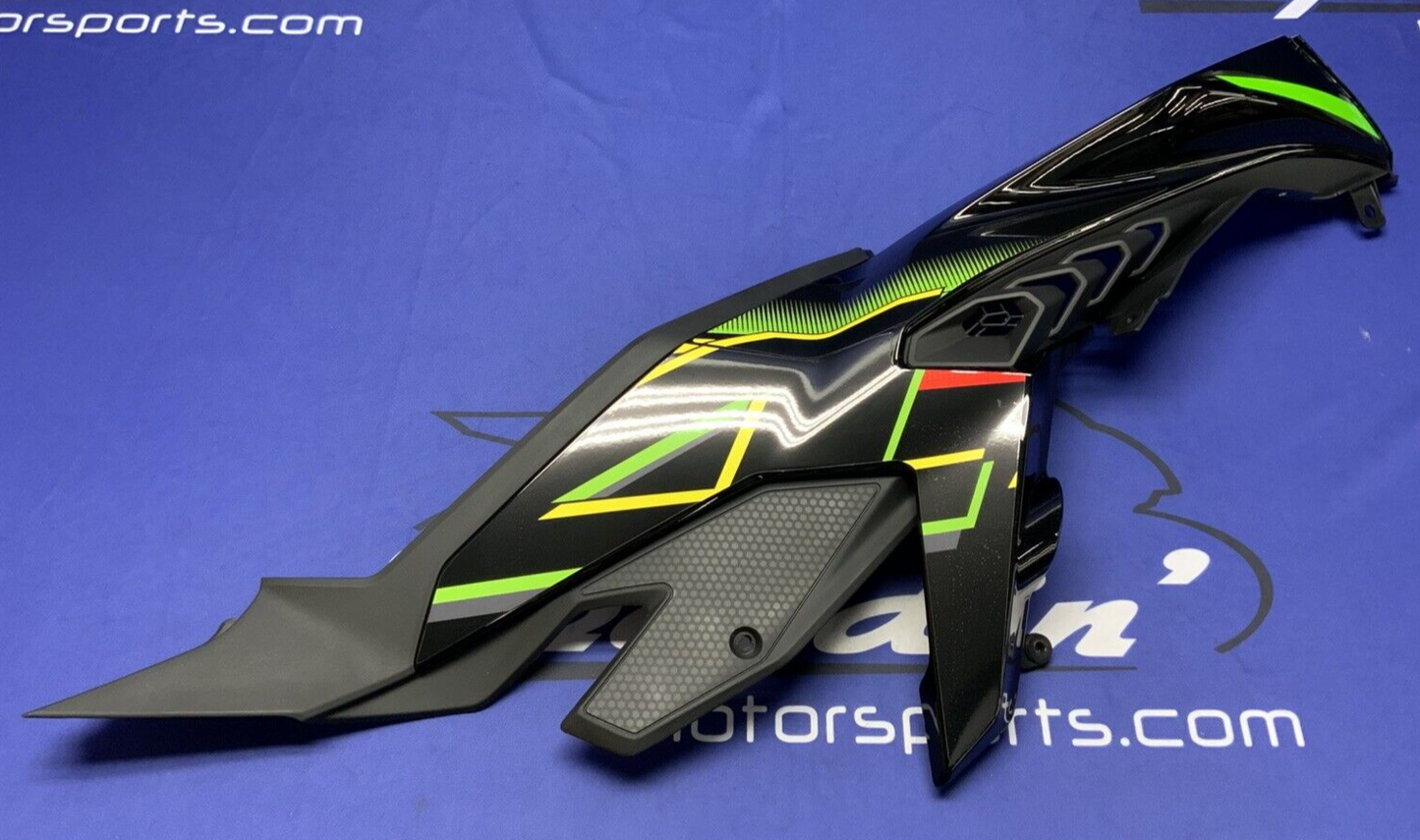 Kawasaki Right Tank Fairing ZX-4R/RR 2023-2025 OEM 14093-0963-H8