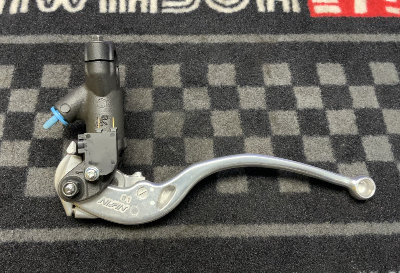Yamaha Front Brake Master Cylinder Assembly YZF-R6 2017-2024 OEM 2CR-2580A-00-00