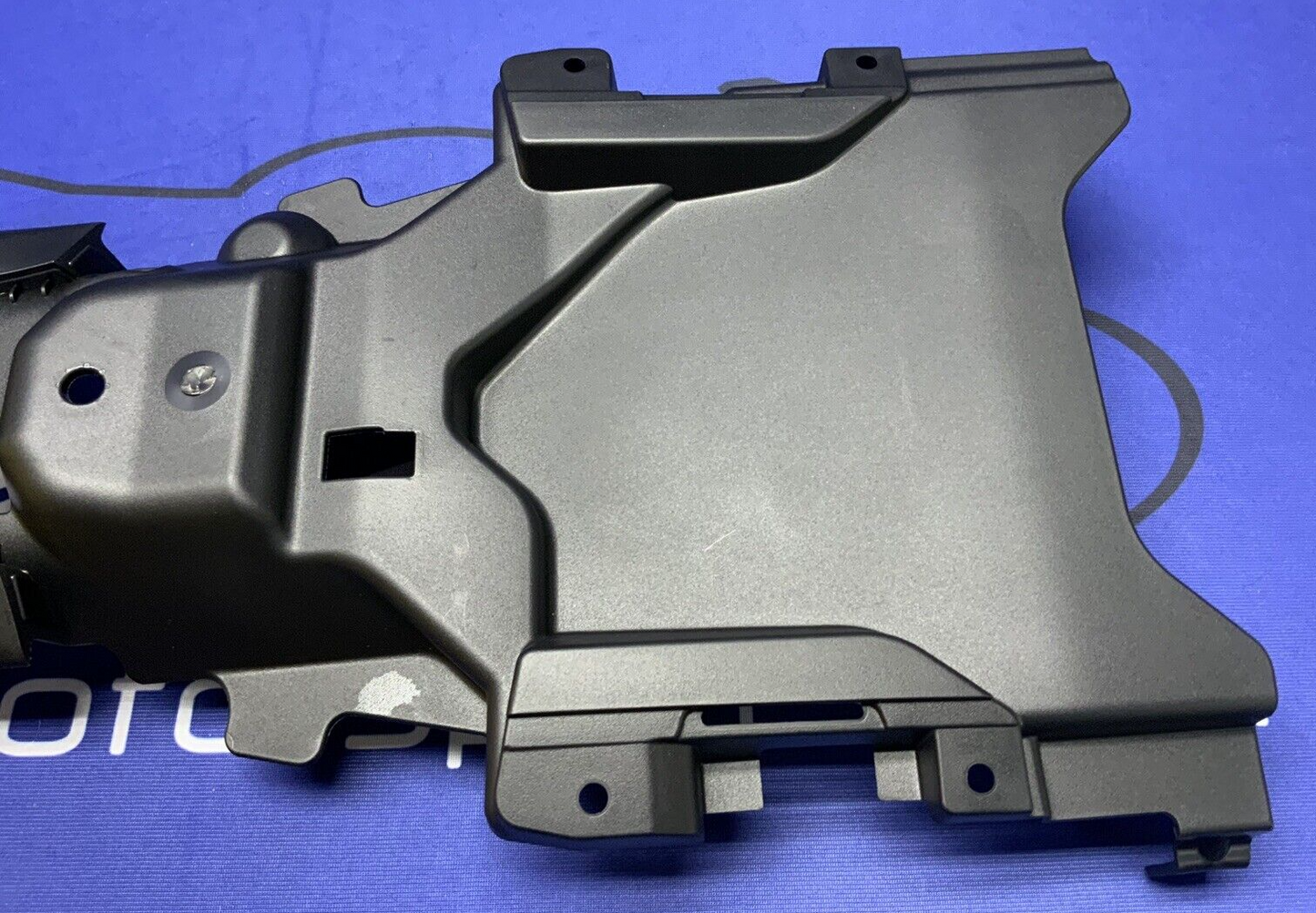 Suzuki Rear Fender & ECU Holder GSXR-1000/R 2017-2025 OEM 63111-17K00
