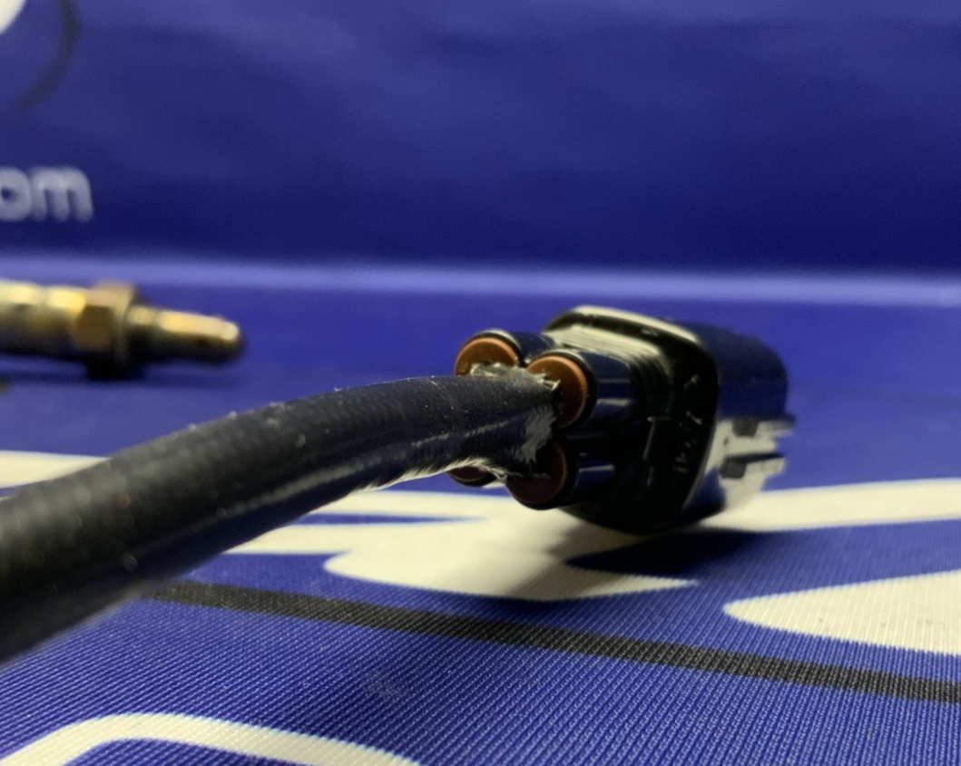 Kawasaki O2 Sensor (Oxygen Sensor) ZX-10R/RR 2017-2025 OEM 21176-0933