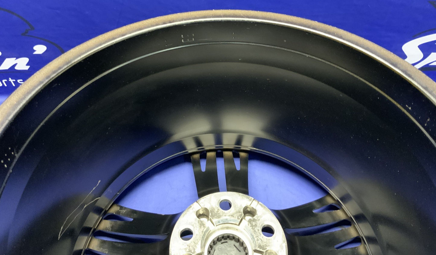 Chevrolet Rear Camaro Wheel ZL1 1LE 2016-2024 OEM 84328496