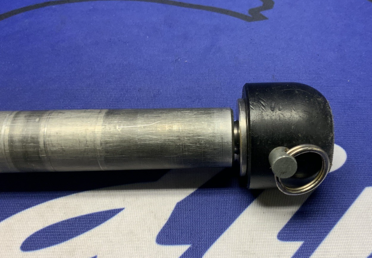 Yamaha Front Axle W/ Woodcraft Slider YZF-R6 2003-2016 OEM 2C0-25181-00-00
