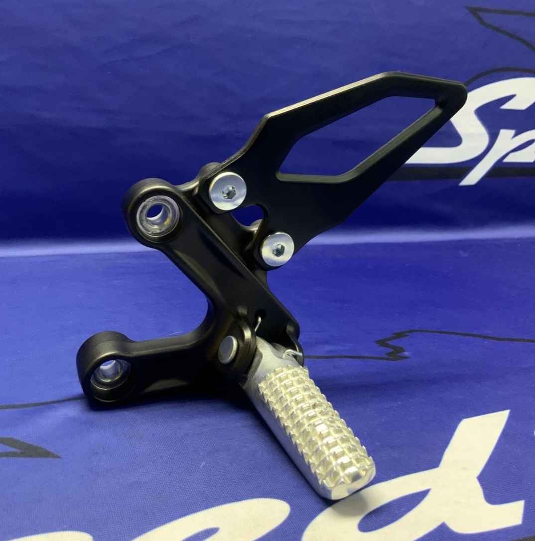 Yamaha Left Rear Set Bracket YZF-R9 2025 OEM BEA-27442-00-00