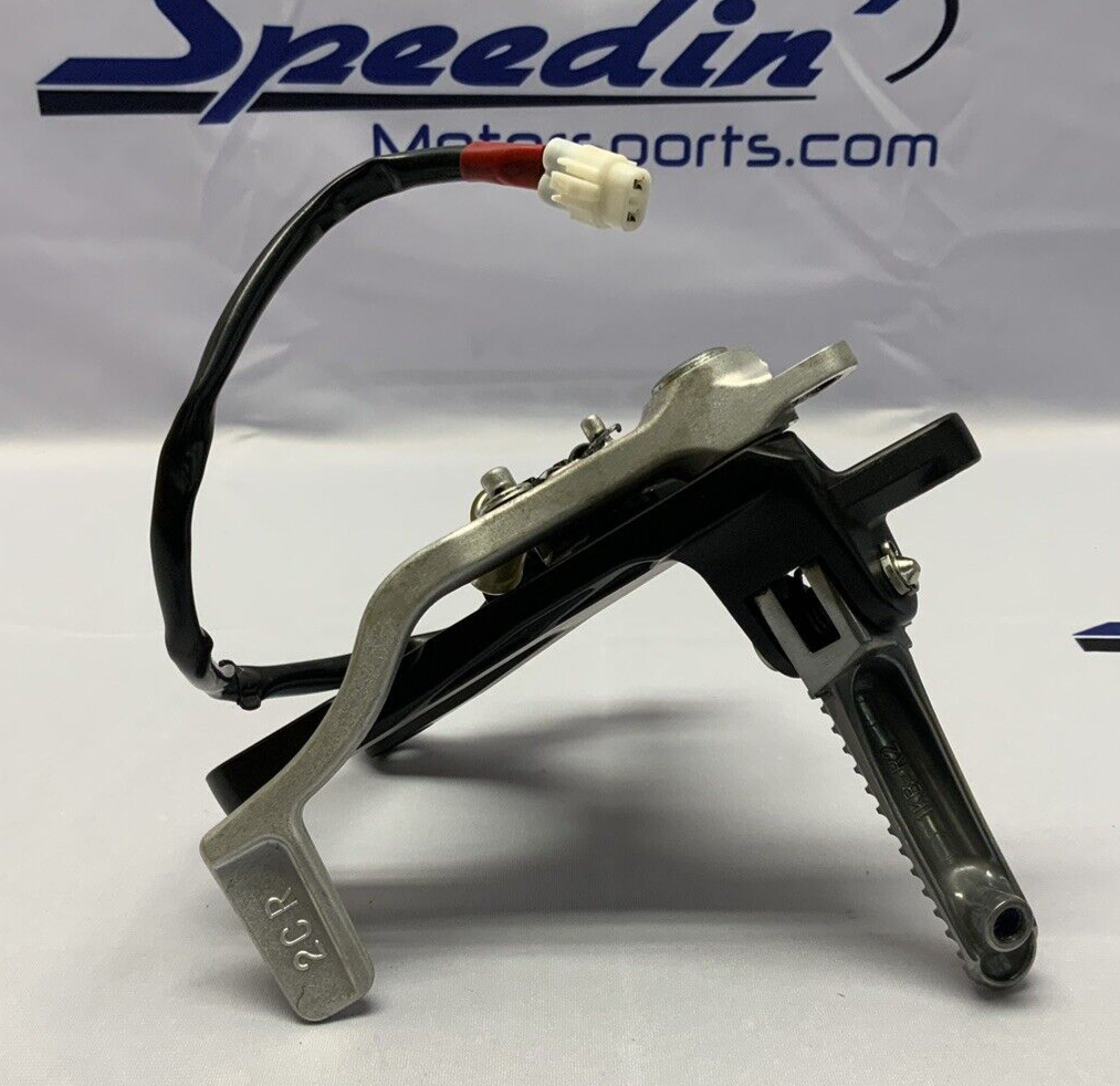 Yamaha Right Rear Set W/ Brake Lever & Switch YZF-R1 2015-25 OEM 2CR-27443-00-00