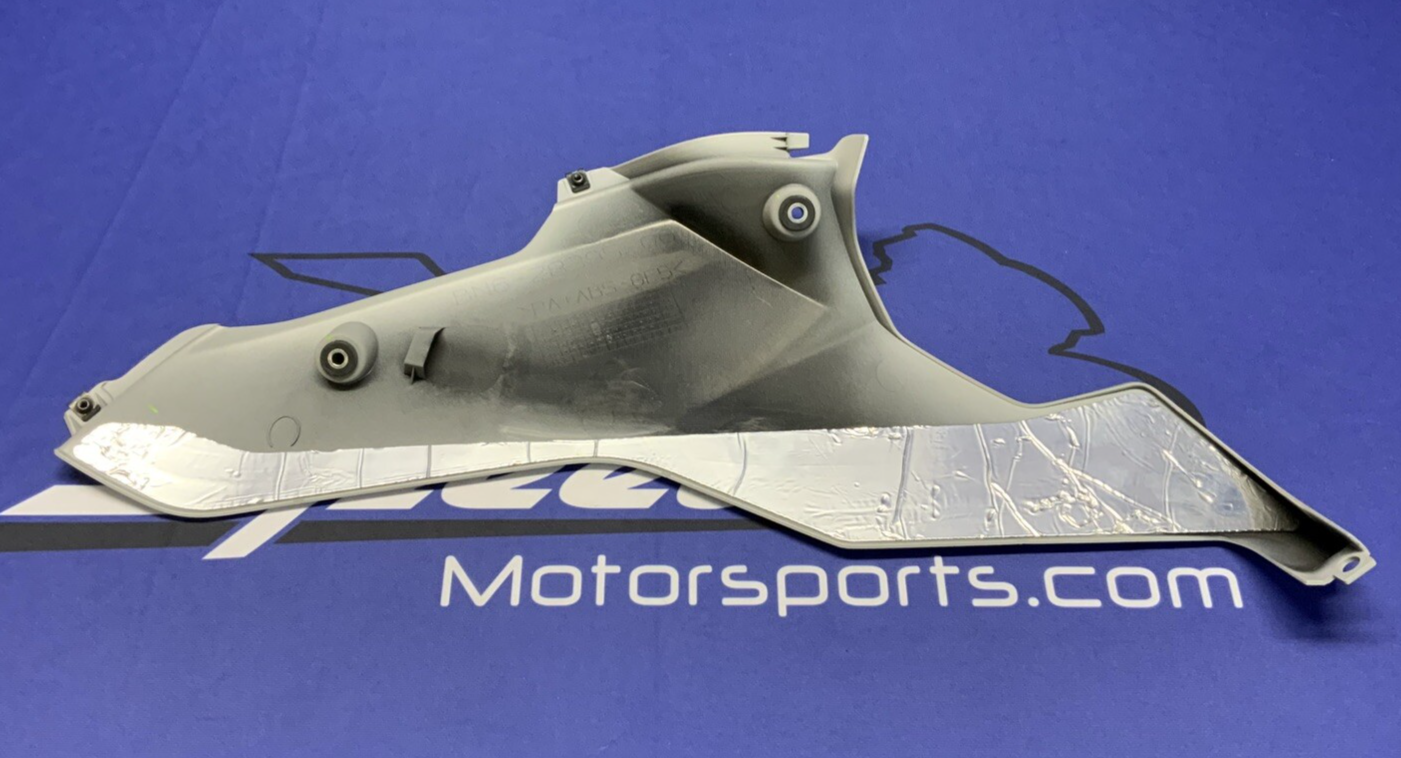Yamaha Right Lower Fairing (Gray) YZF-R6 2017-2024 OEM BN6-28395-00-P4