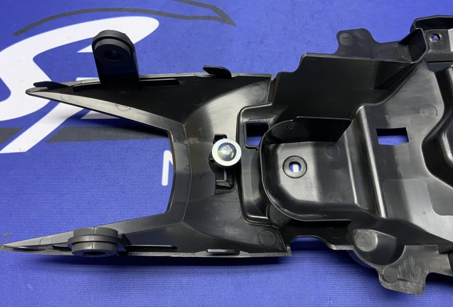 Suzuki Rear Fender & ECU Holder GSXR-1000/R 2017-2025 OEM 63111-17K00