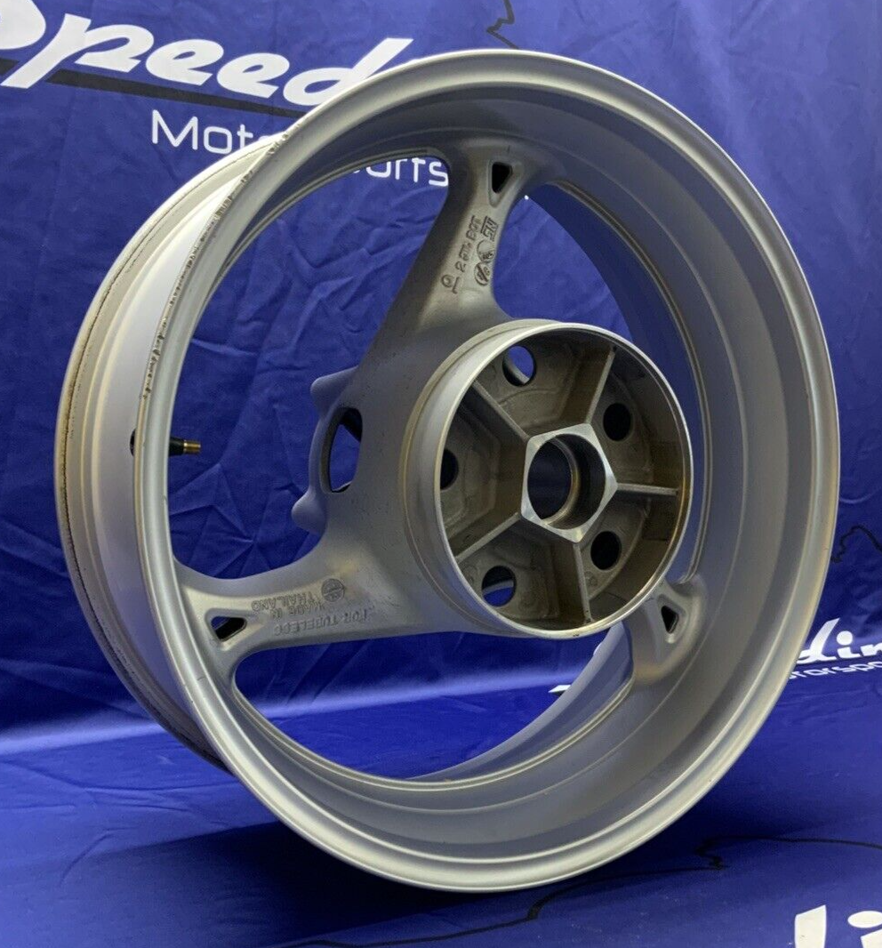 Suzuki Rear Wheel (Silver) Hayabusa 2019 OEM 64111-15H11-QGY