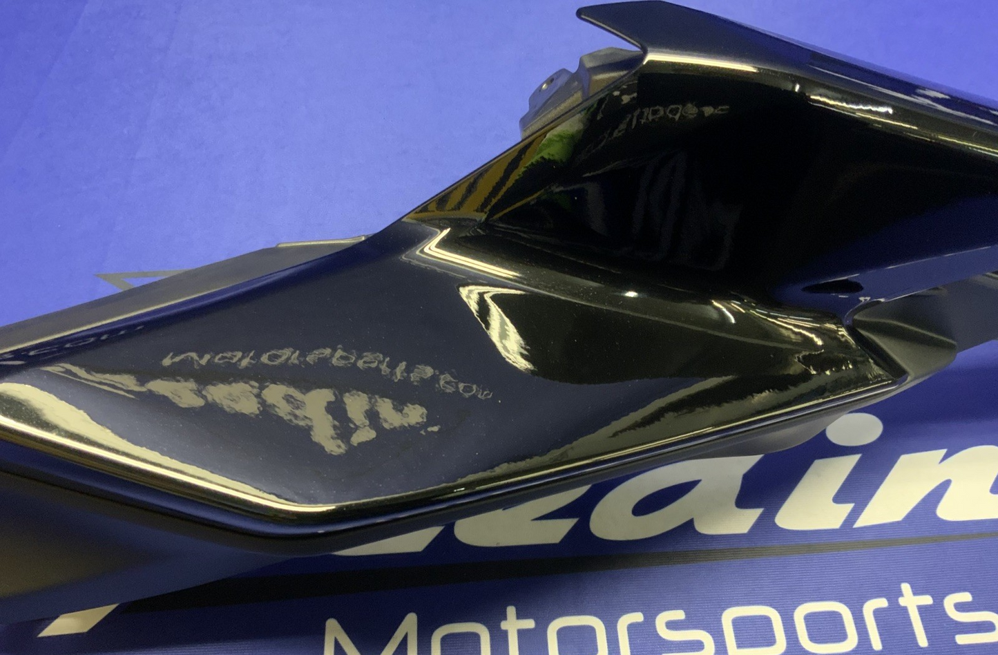 Yamaha Left Tail Fairing (Black) YZF-R9 2025 OEM BKN-21711-00-P3