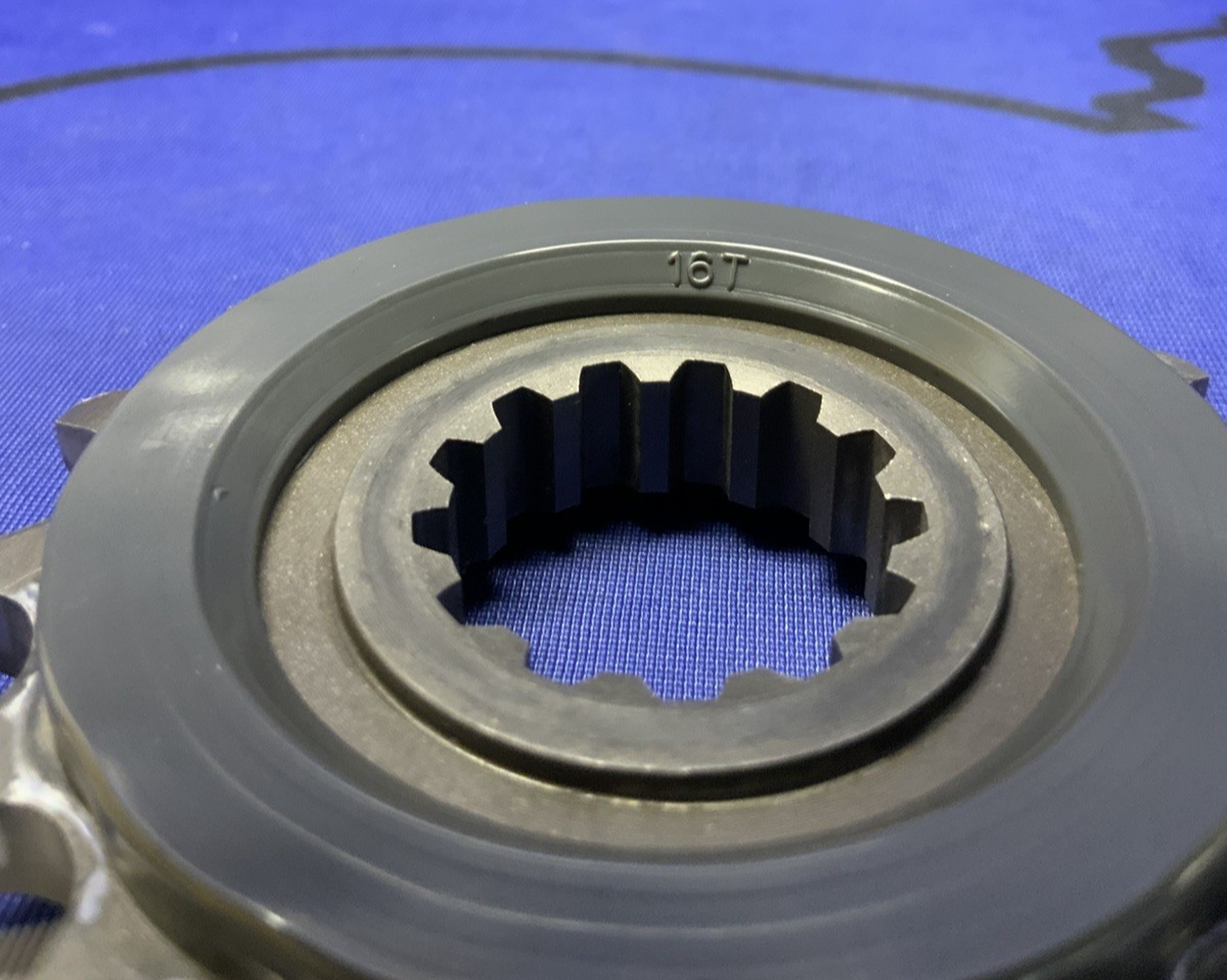 Yamaha Front Sprocket (16T) YZF-R9 2025 OEM 2CR-17460-00-00