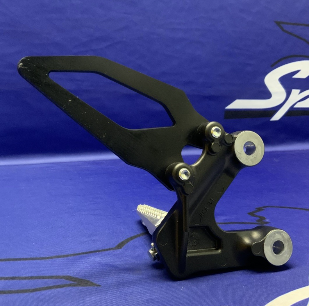 Yamaha Left Rear Set Bracket YZF-R9 2025 OEM BEA-27442-00-00