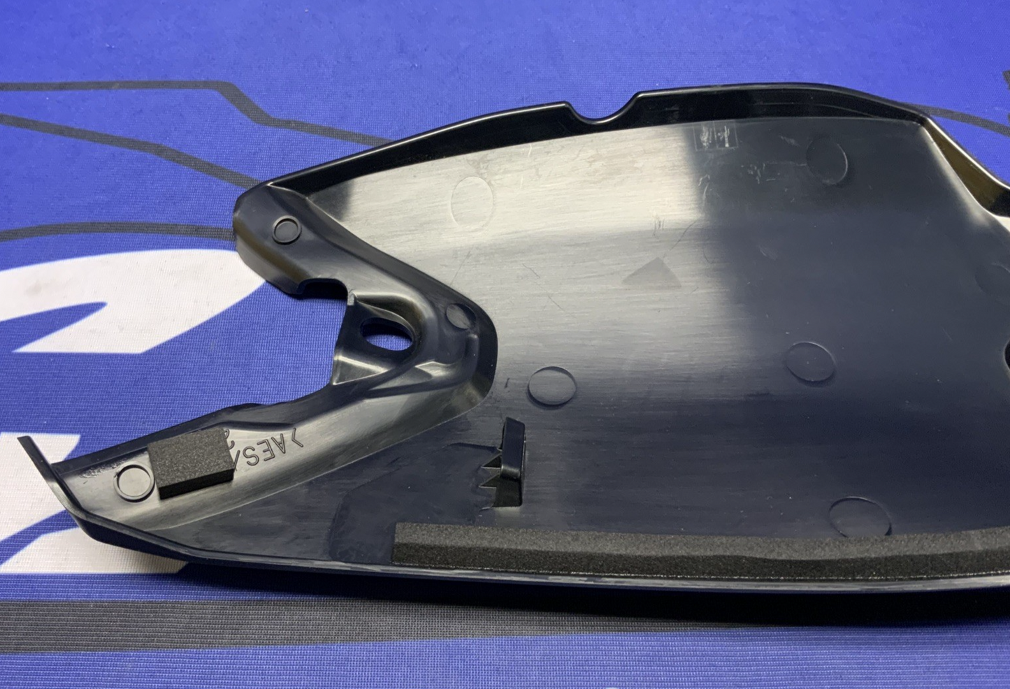 Yamaha Left Tank Cover (Black) YZF-R9 2025 OEM BKN-2171L-00-00