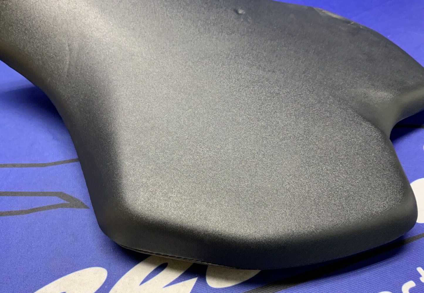 Yamaha Seat (Black) YZF-R6 2017-2024 OEM BN6-24710-01-00