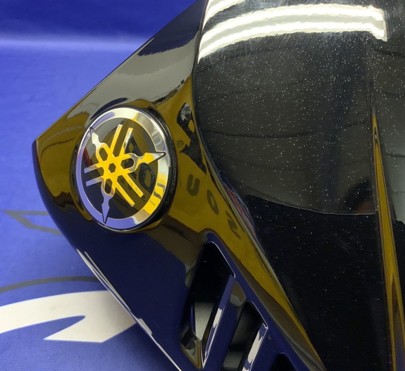 Yamaha Fuel Tank Cover (Black) YZF-R9 2025 OEM BKN-2171A-00-P3