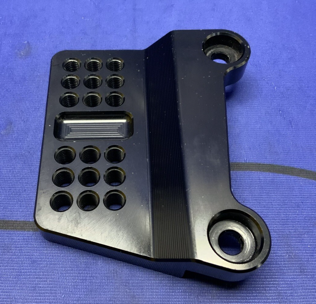 Graves Motorsports Left Hand Rear Set Bracket ZX-6R 2019-2023 LAK-19ZX6R-KA