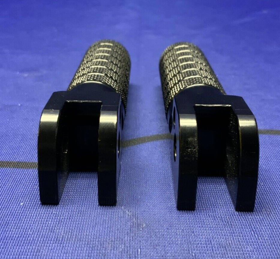DBK Footpegs Left & Right (Black) Multistrada V2 2011-2024 PPDV07D