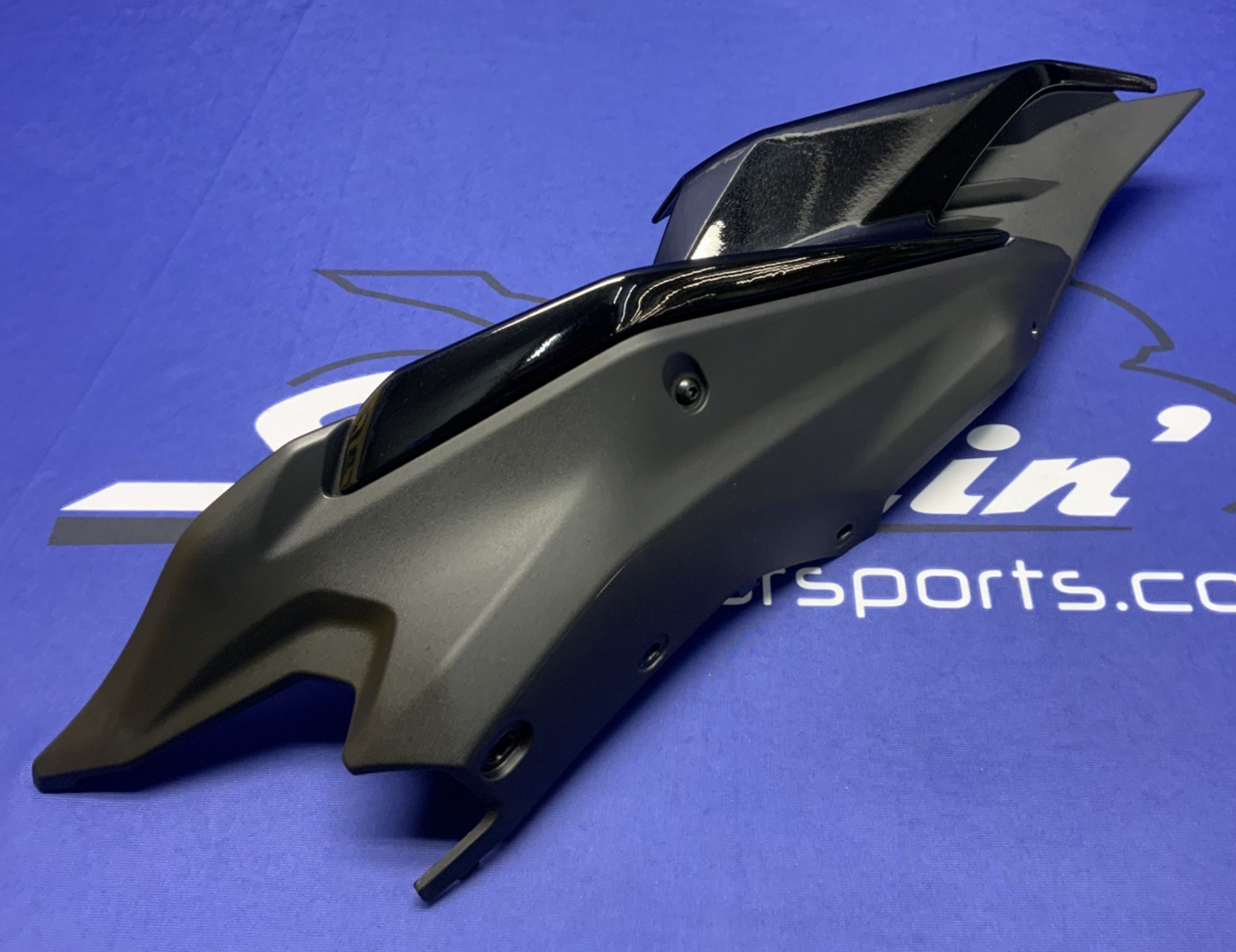 Yamaha Left Tail Fairing (Black) YZF-R9 2025 OEM BKN-21711-00-P3