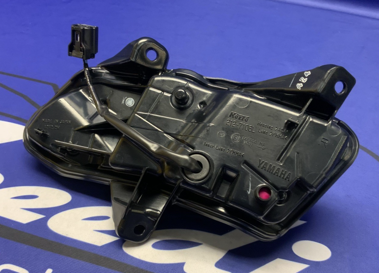 Yamaha Right Pilot Light YZF-R9 2025 OEM BKN-84302-00-00