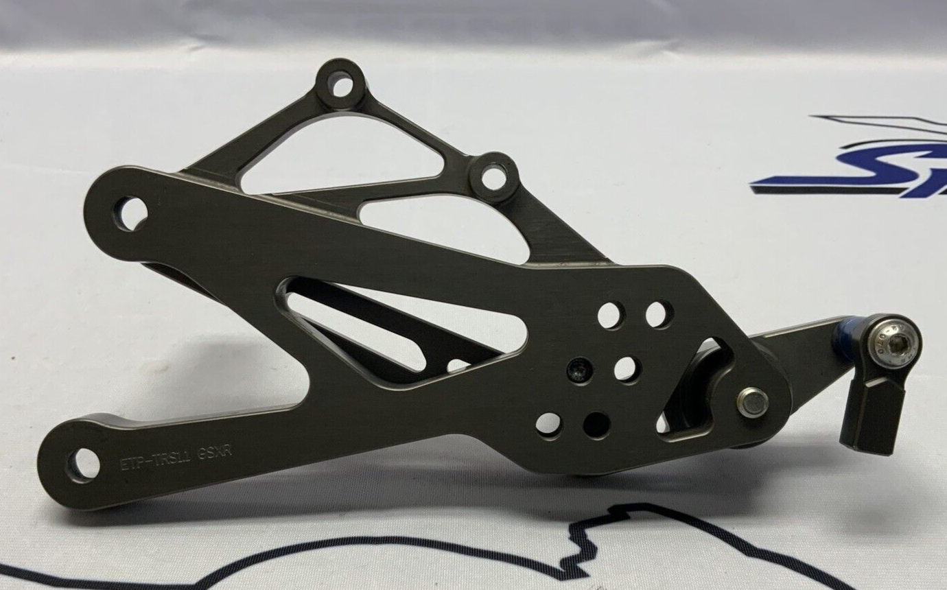 Evol Technology Right Rear Set Bracket W/ lever GSX-R1000/R 17-25 ETP-SRA-171.1