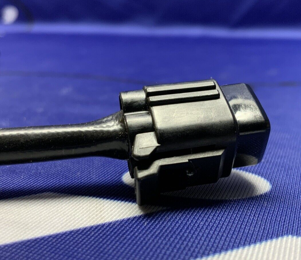 Suzuki Oxygen Sensor GSX-8R/S 2023-2025 OEM 18213-25L40