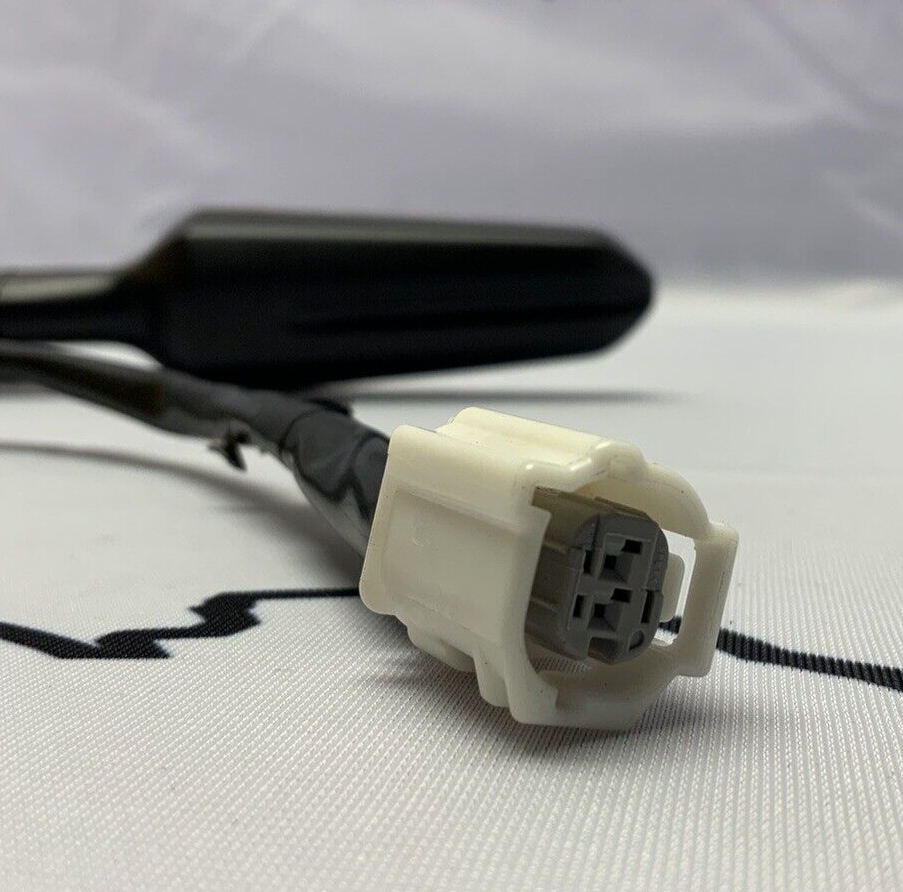 Yamaha Right Rear Turn Signal YZF-R7 2022-2025 OEM B7N-83340-20-00