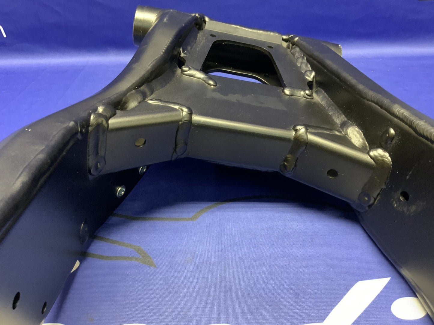 Yamaha Swing Arm YZF-R9 2025 OEM BKN-22110-00-00