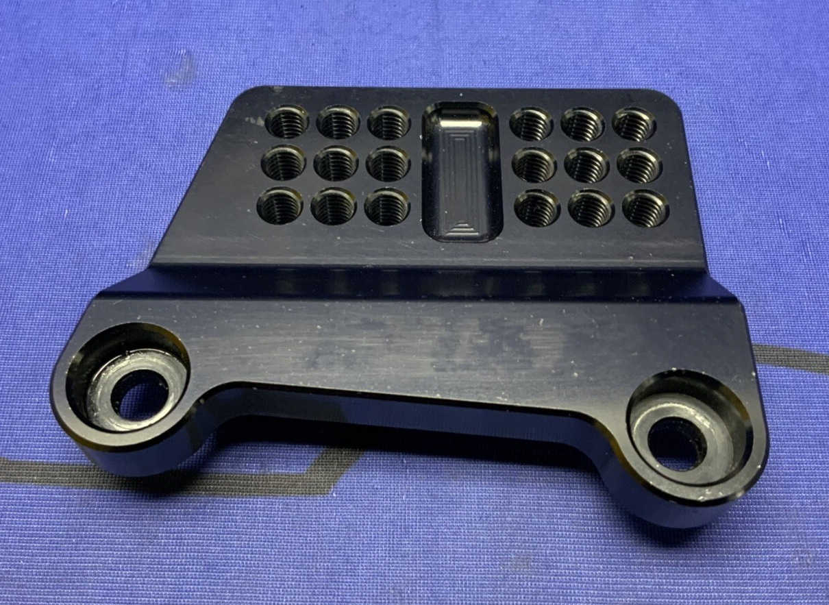 Graves Motorsports Left Hand Rear Set Bracket ZX-6R 2019-2023 LAK-19ZX6R-KA