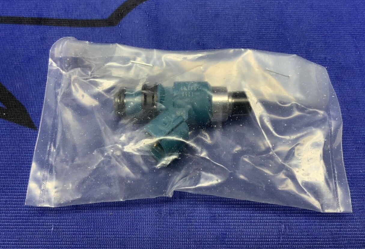 Yamaha Secondary Injector YZF-R6 2008-2020 OEM 13S-13761-00-00