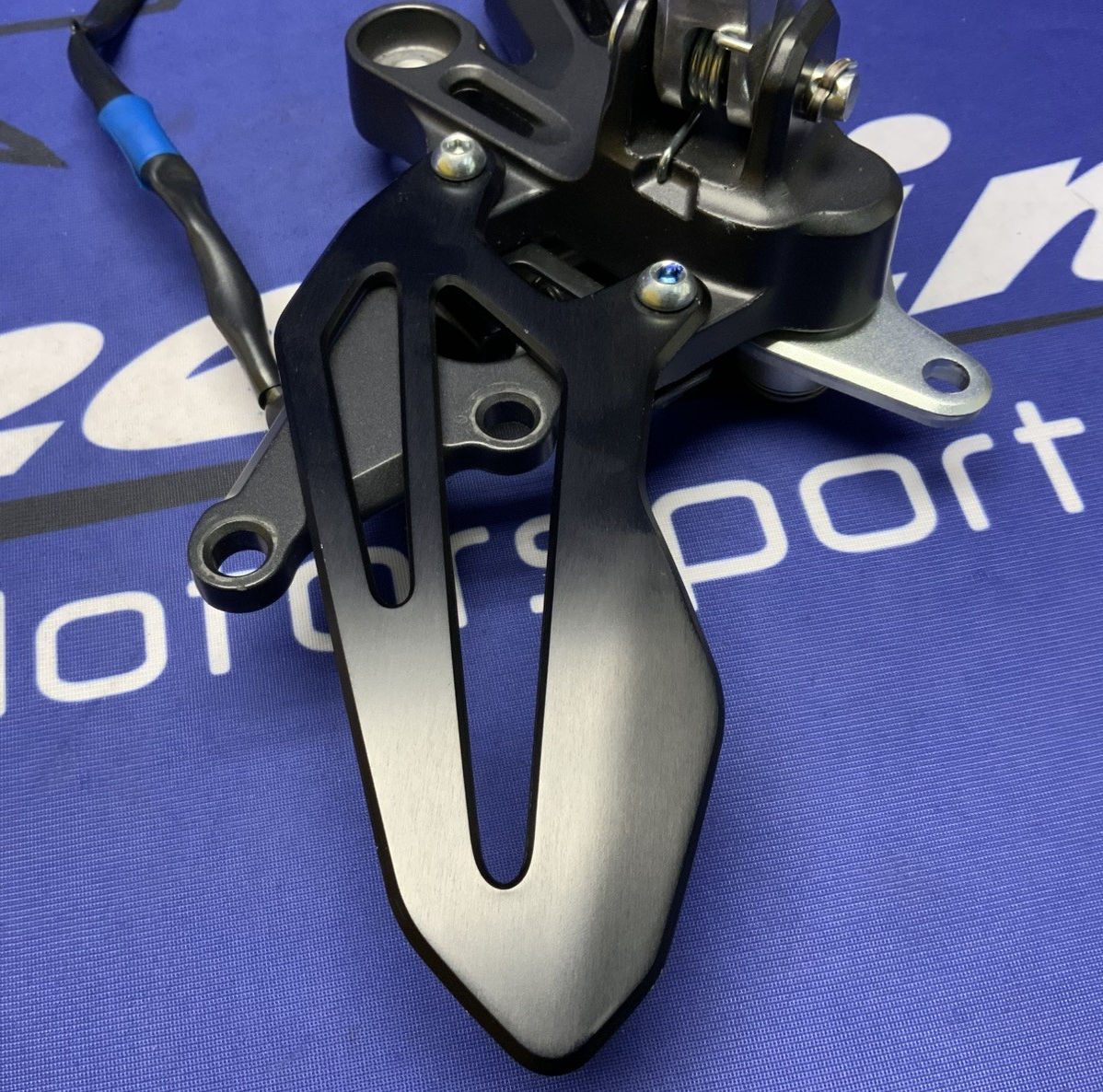 Yamaha Right Rear Set YZF-R7 2022-2025 OEM BEB-27443-00-00