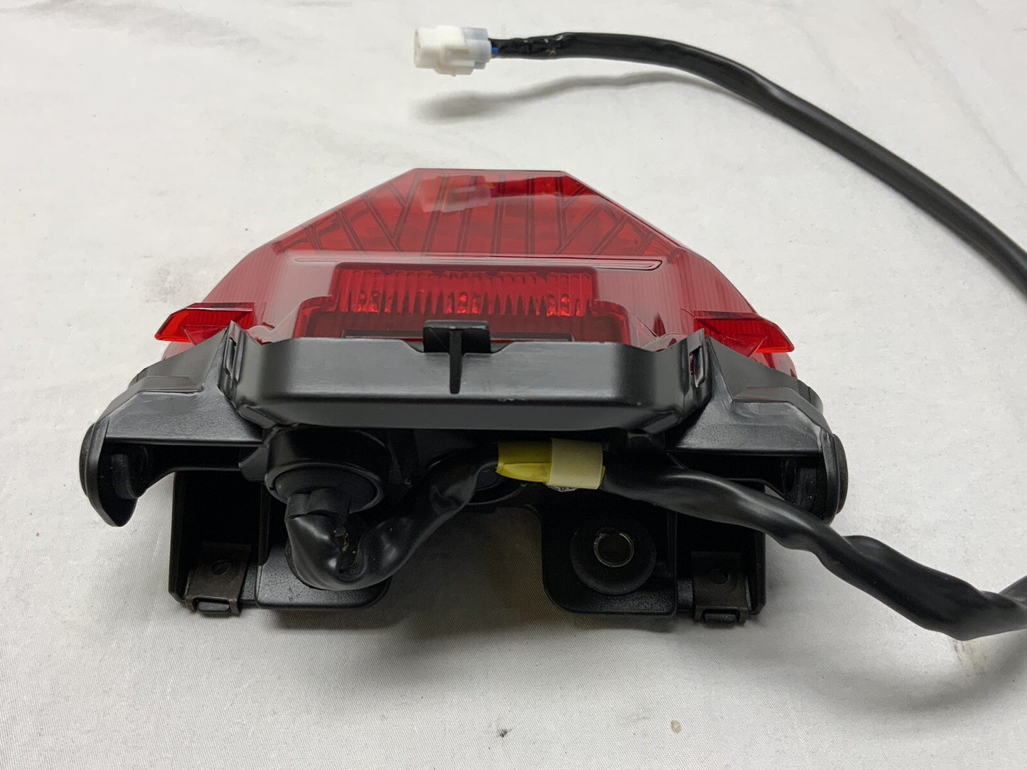 Yamaha Taillight Assembly YZF R3 2015-2024, MT-03 2020-2024 OEM 1WD-H4710-02-00