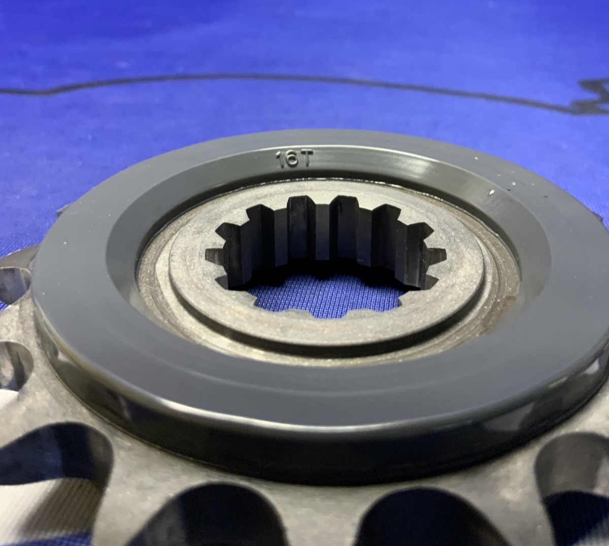 Yamaha Front Sprocket (16T) YZF-R9 2025 OEM 2CR-17460-00-00