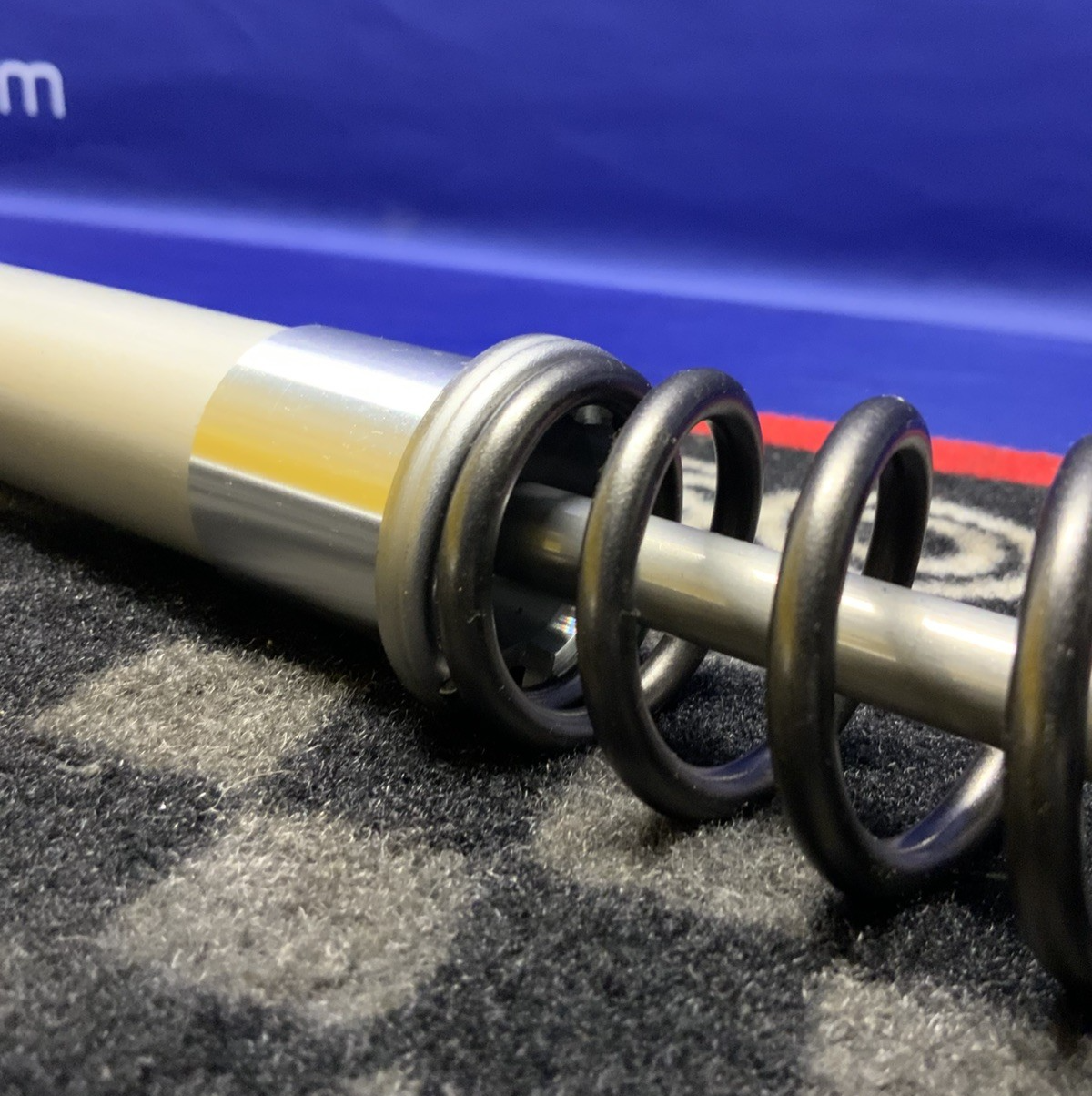 Yamaha Front Fork Cartridge Set YZF-R9 2025 OEM BKN-23102-00-00