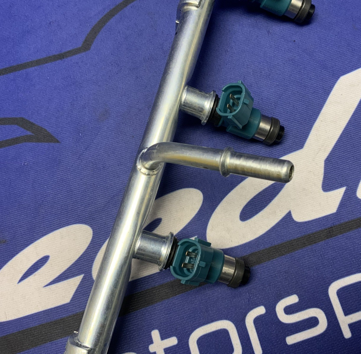 Yamaha Fuel Rail W/ Injectors YZF-R6 2008-2024 OEM 13S-13761-00-00