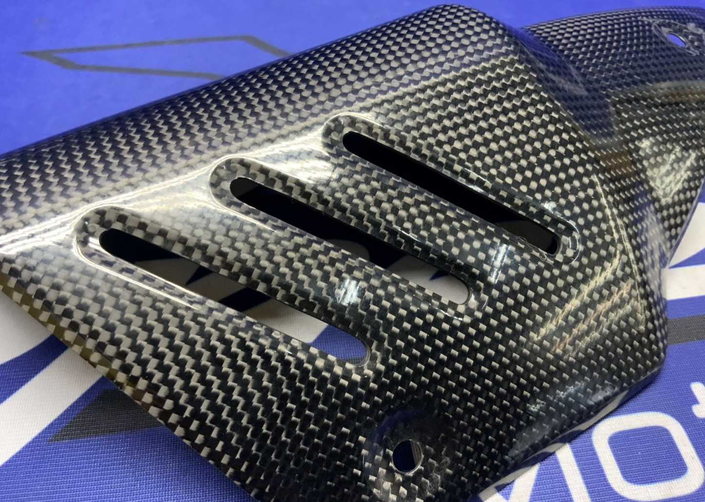 Akrapovic Carbon Heat Shield S-Y10SO15-HAPT, S-Y6R9-APT, S-Y6E9-APT P-HSY10SO4